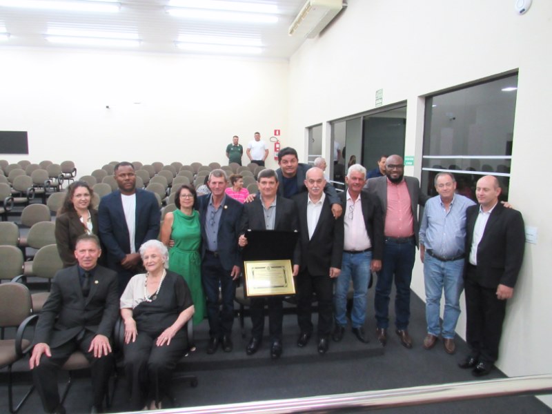 Câmara de Vista Alegre homenageia o cinquentenário da Nardini.