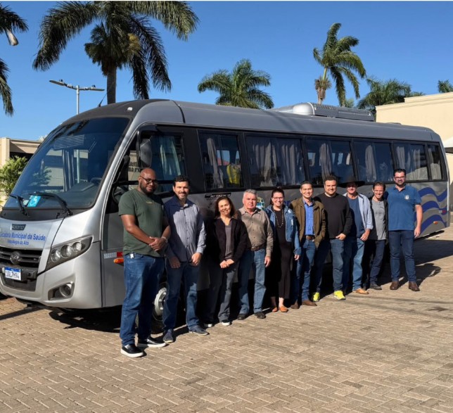 Câmara Municipal garante novo ônibus 0 km para o transporte da Saúde em Vista Alegre do Alto.
